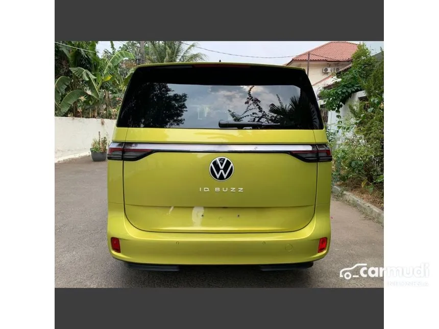 2023 Volkswagen ID. Buzz Pro Style 1st Edition Van Wagon