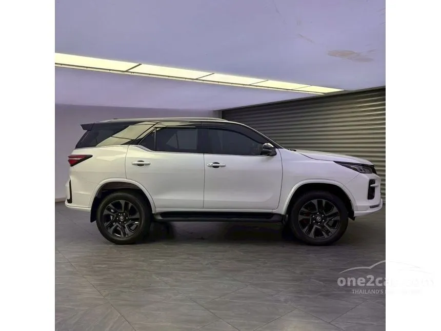 2025 Toyota FORTUNER GR Sport SUV