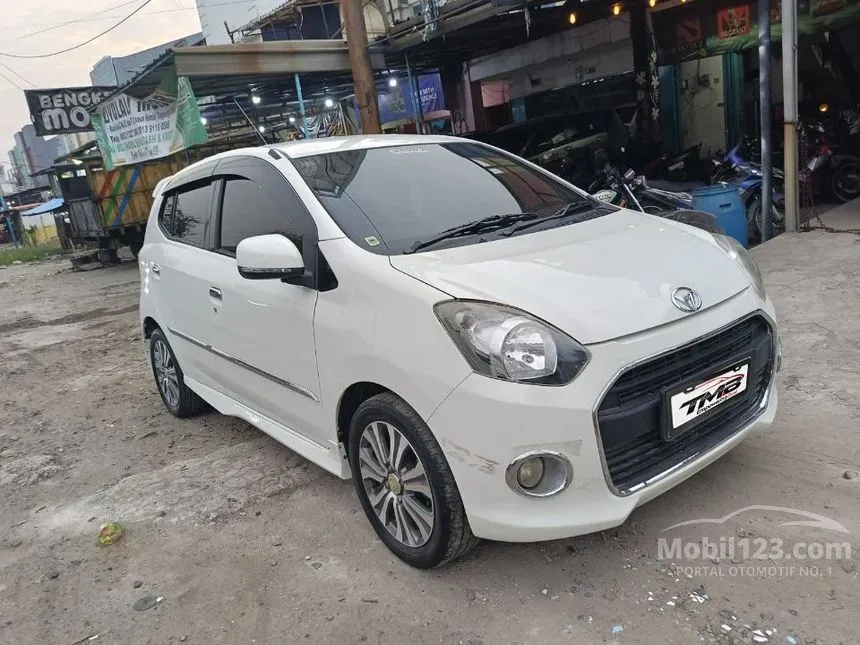 2016 Daihatsu Ayla X Hatchback