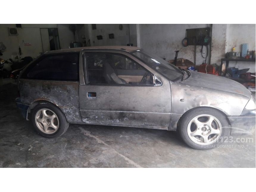 Jual Mobil  Suzuki  Amenity  1990 1 3 di Jawa Barat Manual 