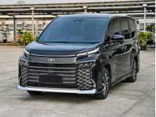 2025 Toyota Voxy 2.0 (Non Premium Color) MPV, LOW KM 7 RIBU, PAJAK PANJANG 6 2027, FULL ORIGINAL SEPERTI BARU