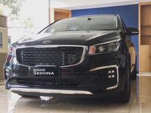New Old Stock KIA GRAND SEDONA 2.2 CRDi MPV