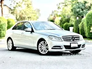 2013 Mercedes-Benz C200 1.8 CGI BlueEFFICIENCY Sedan
