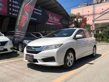 2015 Honda City 1.5 (ปี 14-18) V i-VTEC Sedan AT