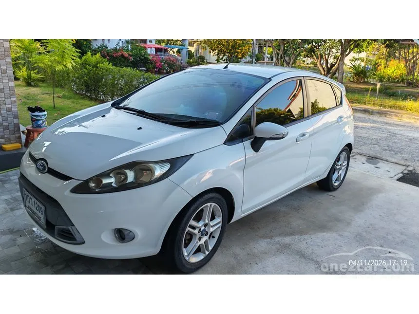 2012 Ford FIESTA Sport Hatchback