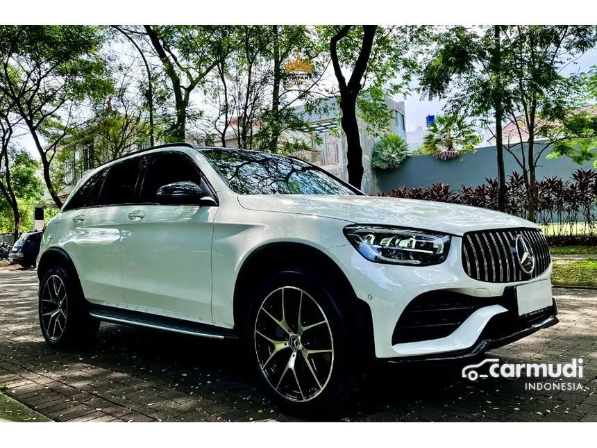 2022 Mercedes-Benz GLC200 AMG Line Night Edition SUV