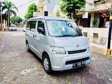 Daihatzu grand max 1.3 D silver 2015