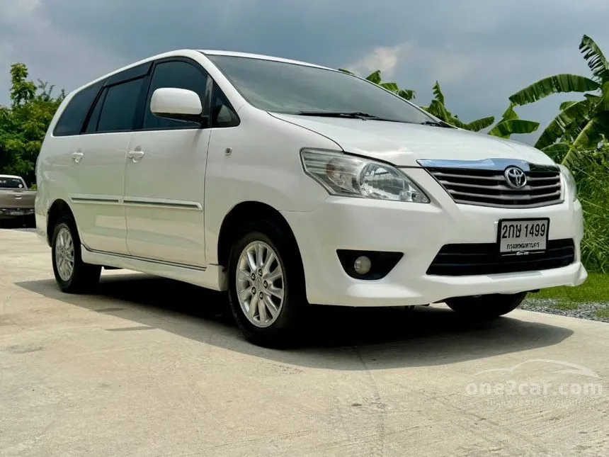 2014 Toyota INNOVA G Wagon