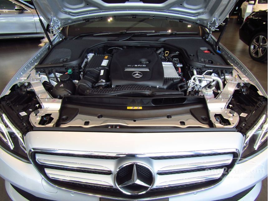 Mercedes-Benz E350 e Avantgarde 2.0 in กรุงเทพและปริมณฑล Automatic ...