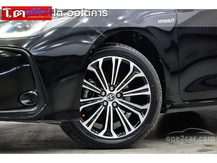 2021 Toyota Corolla Altis Hybrid Premium Sedan