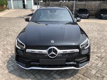 Mercedes-Benz GLC200 AMG READY STOCK BLACK. Grab it FAST