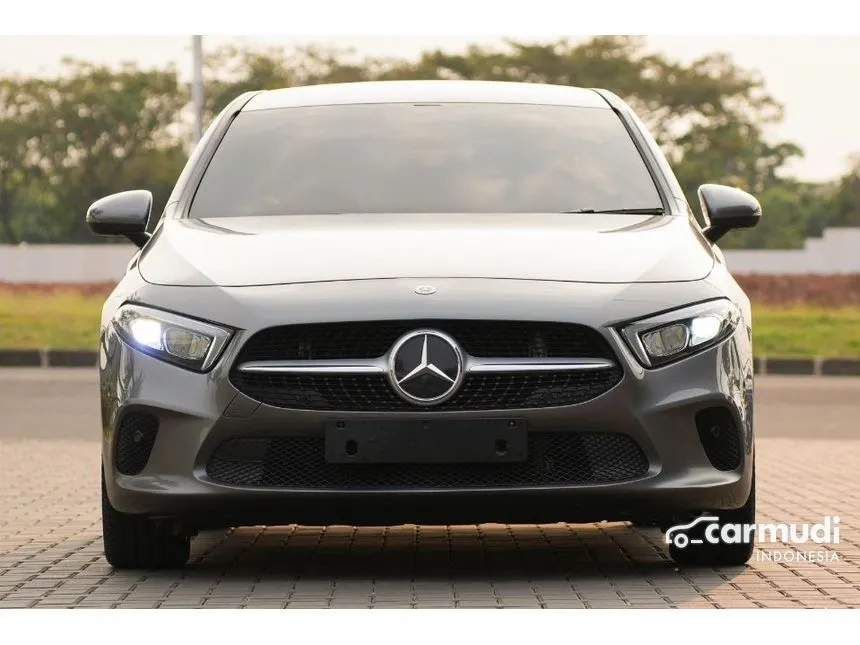 2022 Mercedes-Benz A200 progressive line Sedan