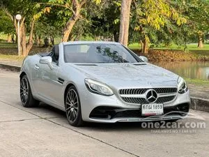 2017 Mercedes-Benz SLC300 2.0 AMG Dynamic Convertible