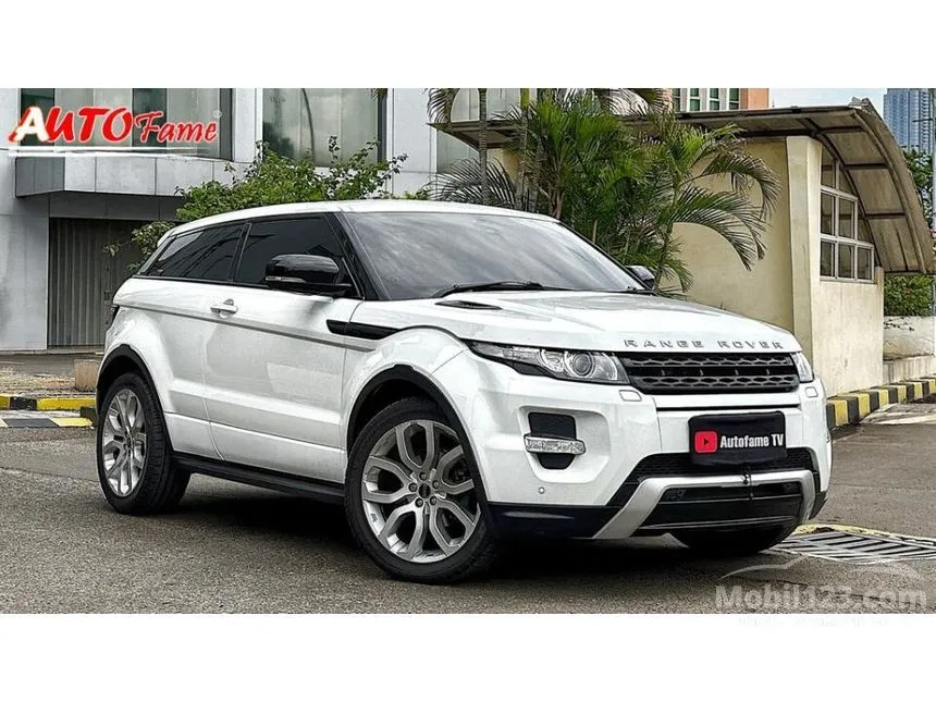 Jual Mobil Land Rover Range Rover Evoque 2012 Dynamic Luxury Si4 2.0 di DKI Jakarta Automatic Coupe Putih Rp 490.000.000