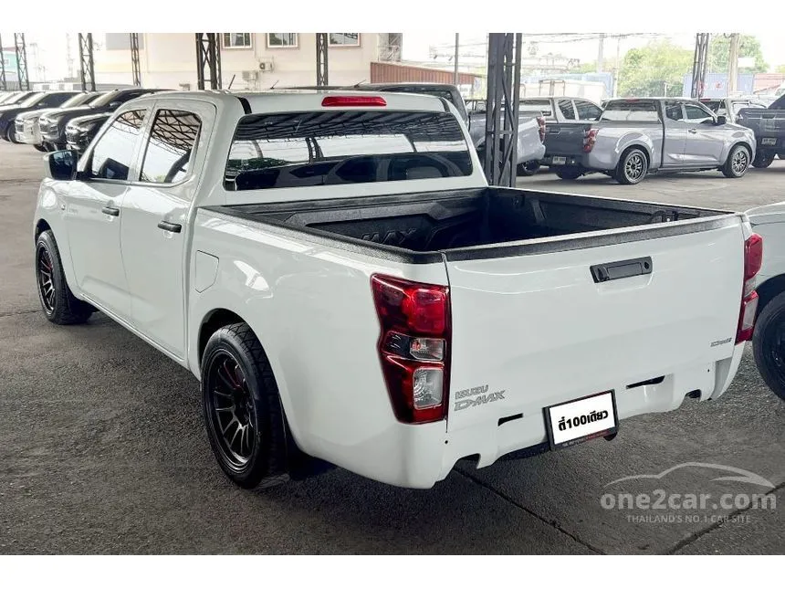 2024 Isuzu D-MAX S Cab-4 Pickup