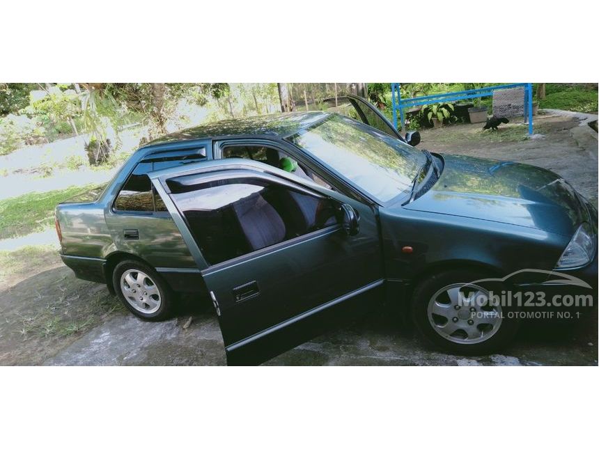 1991 Suzuki Esteem 1.3 Sedan