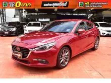 2017 Mazda 3 2.0 (ปี 14-18) S Sports Hatchback