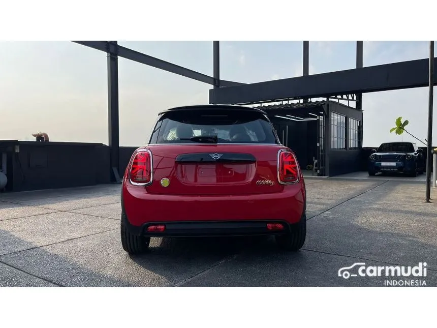 2023 MINI Cooper S Electric Level 3 Hatchback