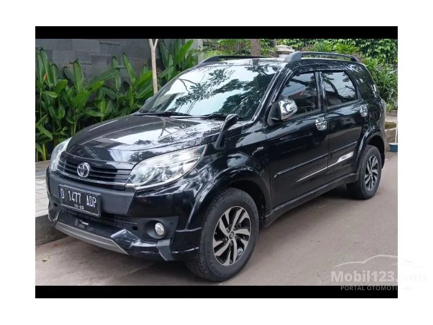 Jual Mobil Toyota Rush 2015 TRD Sportivo 1.5 di Jawa Barat Automatic SUV Hitam Rp 160.000.000