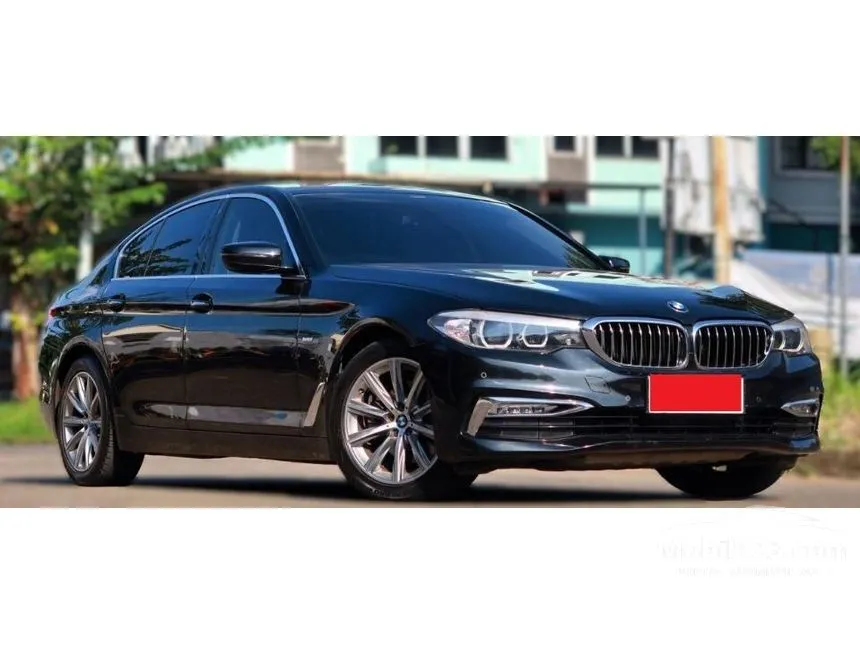 Jual Mobil BMW 520i 2018 Luxury 2.0 di DKI Jakarta Automatic Sedan Hitam Rp 475.000.000
