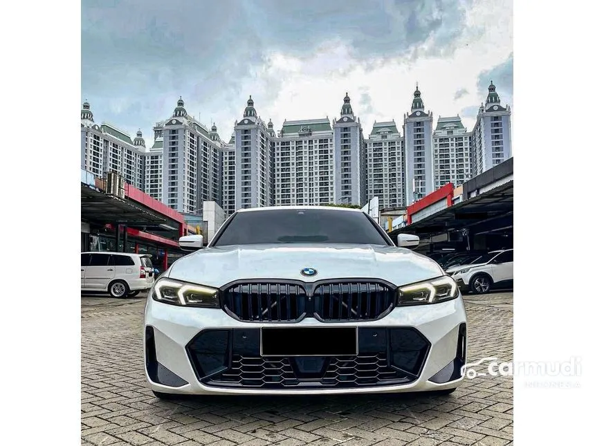 2023 BMW 330i M Sport Pro Sedan