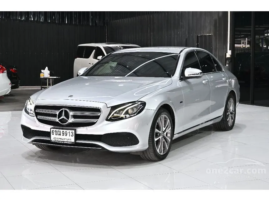 2020 Mercedes-Benz E300 e Avantgarde Sedan