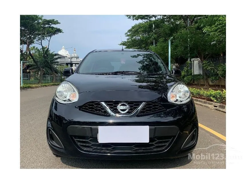 Jual Mobil Nissan March 2015 1.2 di DKI Jakarta Automatic Hatchback Hitam Rp 99.000.000