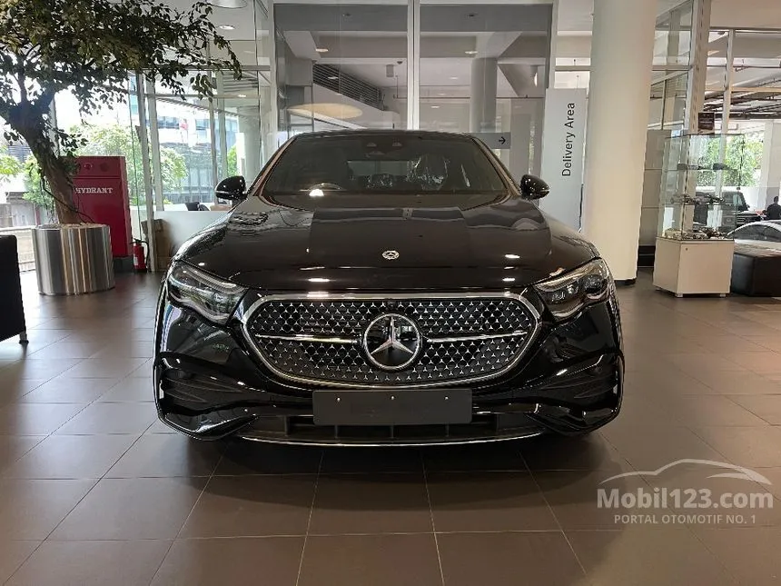 2025 Mercedes-Benz E300 AMG Line Sedan