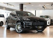 2019 Porsche Cayenne 3.0 E-Hybrid SUV AT