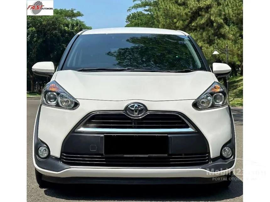 Jual Mobil Toyota Sienta 2017 V 1.5 di DKI Jakarta Manual MPV Putih Rp 153.000.000