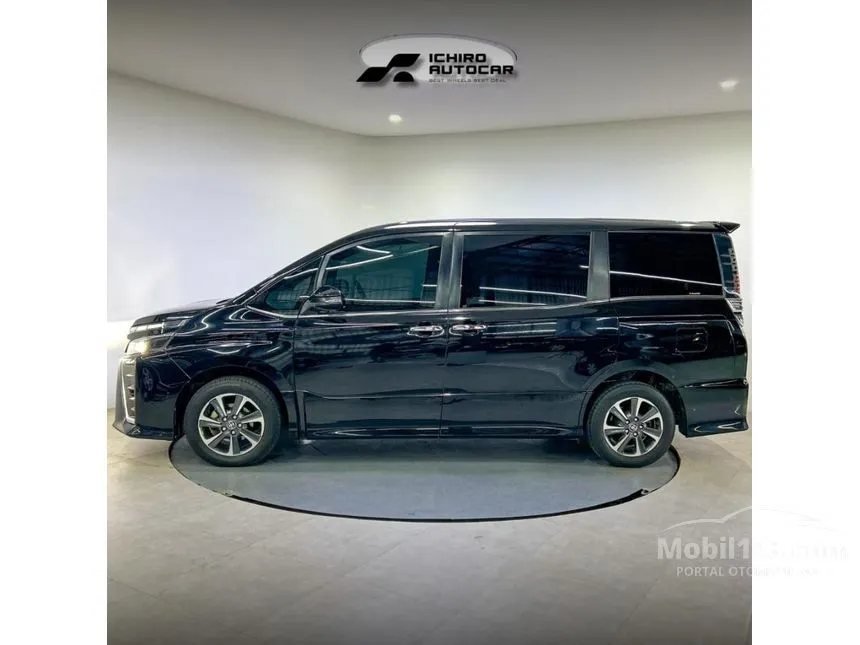 2019 Toyota Voxy MPV