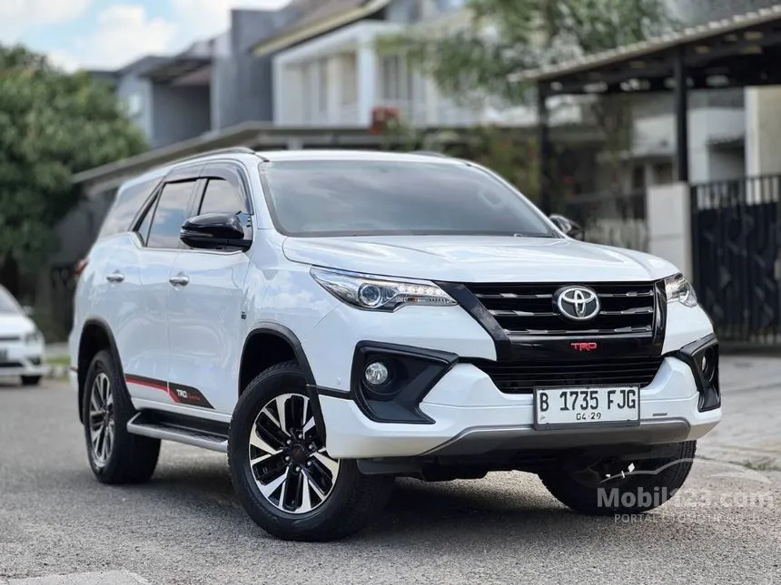 2019 Toyota Fortuner SRZ TRD 4X2 SUV
