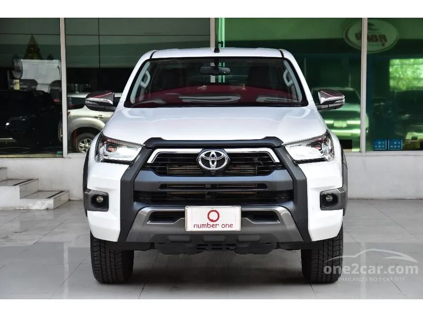 2024 Toyota Hilux Revo Prerunner Mid Pickup