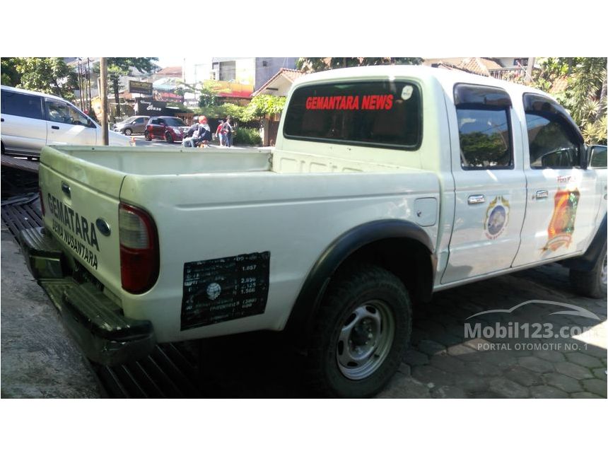 Jual Mobil Ford Ranger 2004 XLT 2.5 di Jawa Barat Manual 