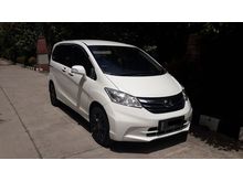 Honda Freed 1.5L E PSD 2012