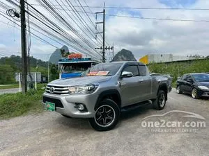 2016 Toyota HILUX REVO 2.4 E Prerunner Smart Cab Pickup