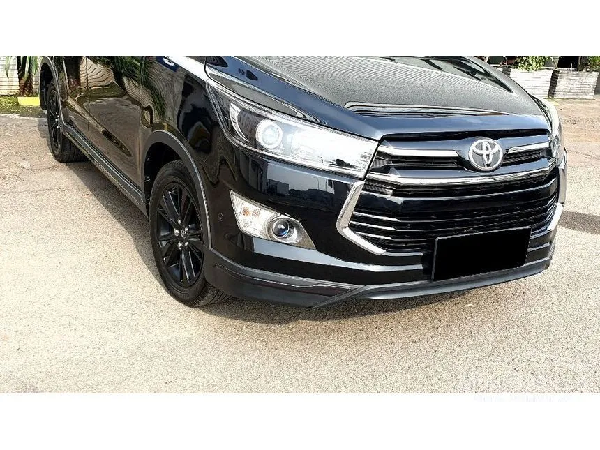 2020 Toyota Kijang Innova Venturer MPV