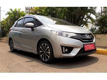 Honda Jazz RS CVT AT 2016 Silver Facelift TV Floating - Tangan 1 - Pajak Panjang - Service Record MURAH
