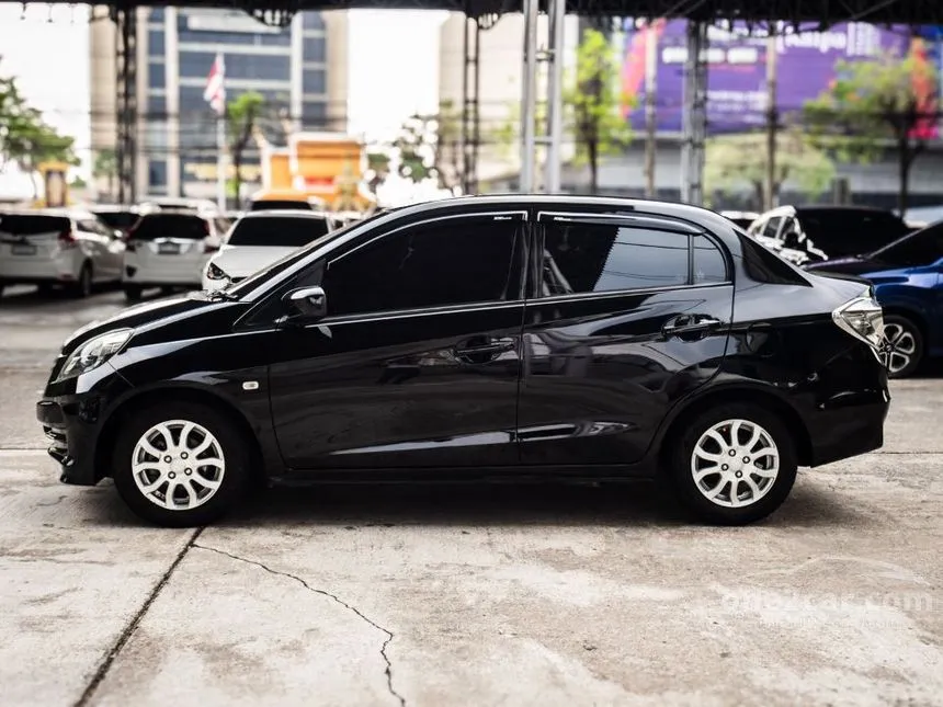 2013 Honda Brio Amaze V Sedan