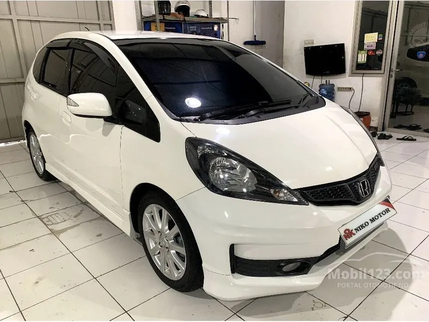 2013 Honda Jazz RS Hatchback