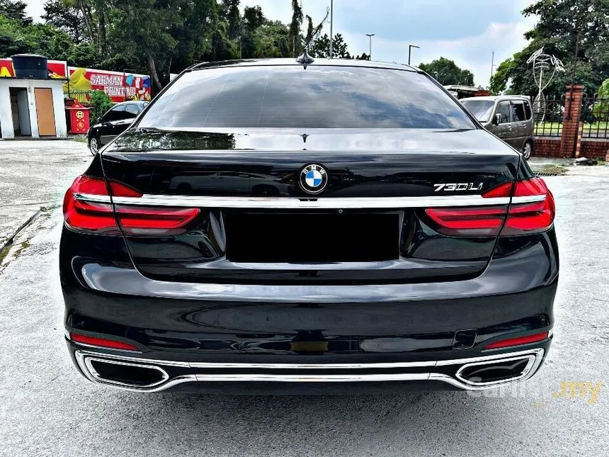 2017 BMW 730Li Sedan