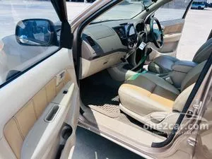 2005 Toyota HILUX VIGO 3.0 G Double Cab Pickup