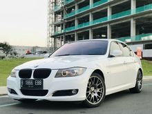 2011 BMW 320i 2.0 Executive Edition Sedan