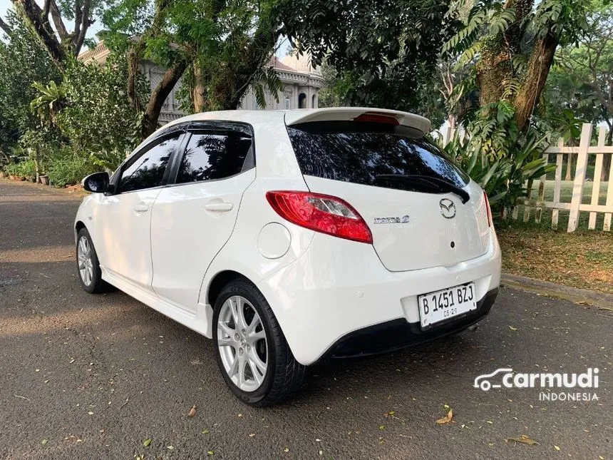 2012 Mazda 2 R Hatchback