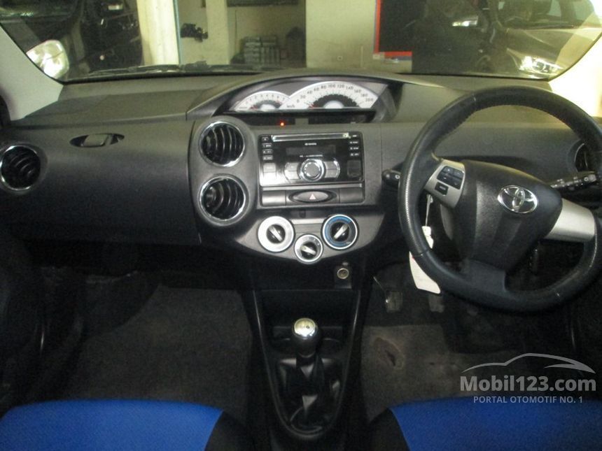 Jual Mobil  Toyota  Etios  2014 1 2 di DKI Jakarta Manual 