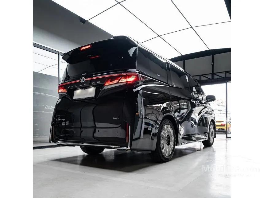 2026 Toyota Vellfire HEV VIP (Premium Color) MPV