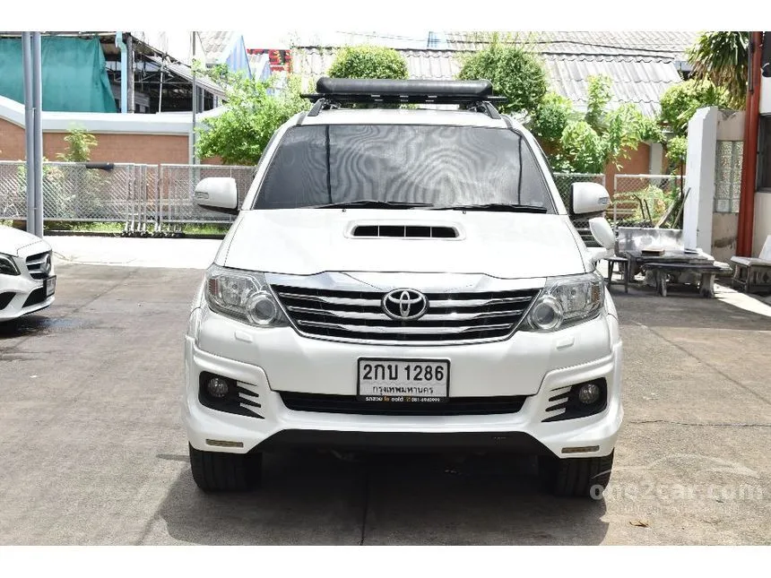 2013 Toyota FORTUNER V SUV