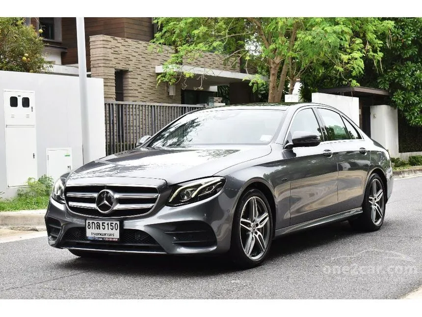 2020 Mercedes-Benz E350 e AMG Dynamic Sedan