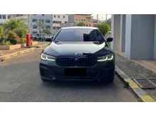 2023 BMW 520i 2.0 M Sport Sedan LCi Like New Low KM Record Garansi