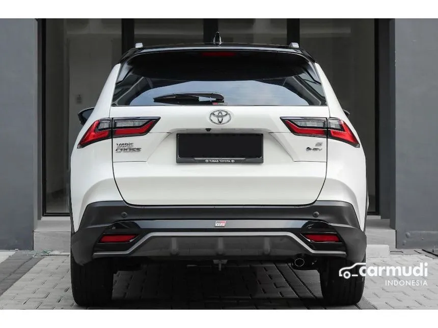 2023 Toyota Yaris Cross S HV (2 Tone) with GR Parts Aero Pkg SUV